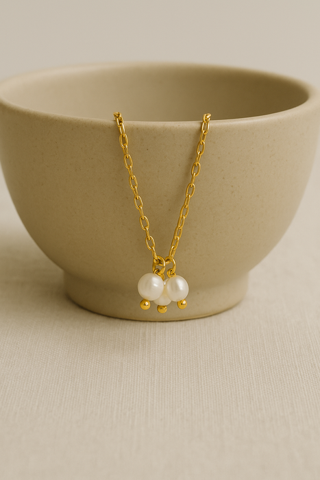 Calista Pearl Necklace
