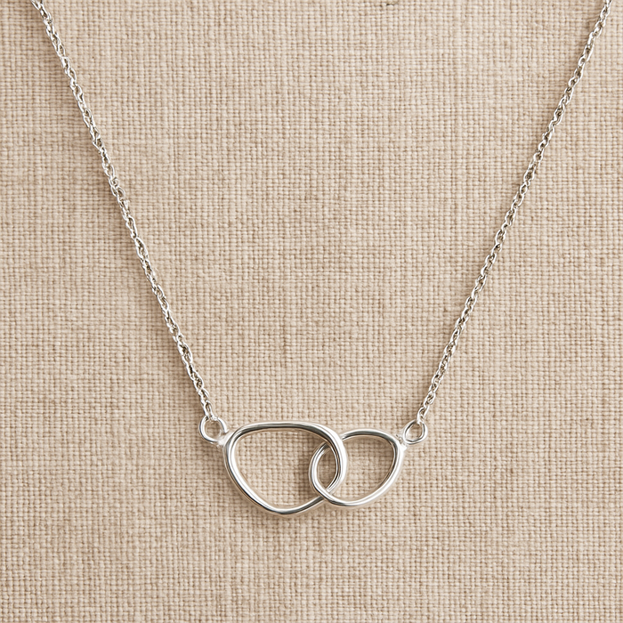 Nova Interlocking Loops Necklace