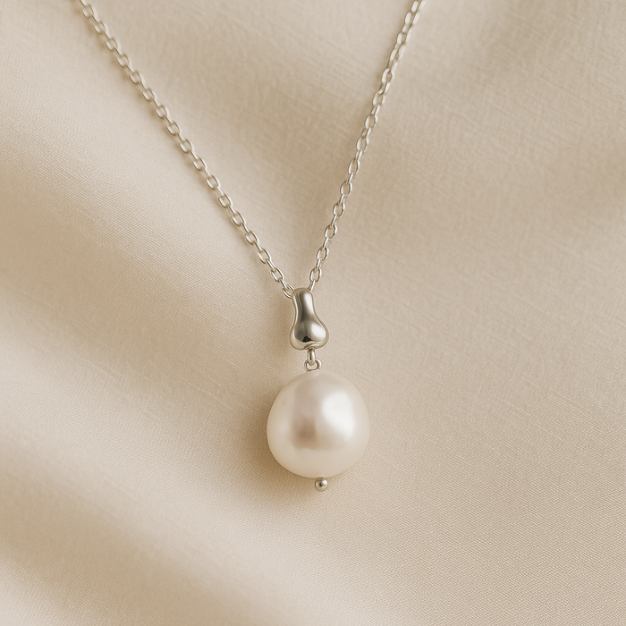 Cleo Pearl Drop Necklace
