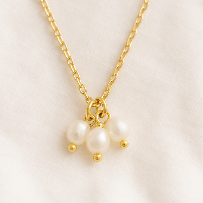 Calista Pearl Necklace